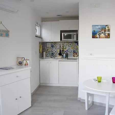 Casa Idenia * ايسكيا